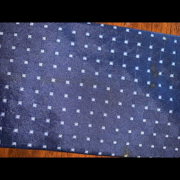 Brooks Brothers Tie - Picture 2 of 4